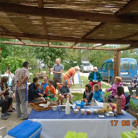Tranquil Pines Campsite & Lodges Guest house 3*
